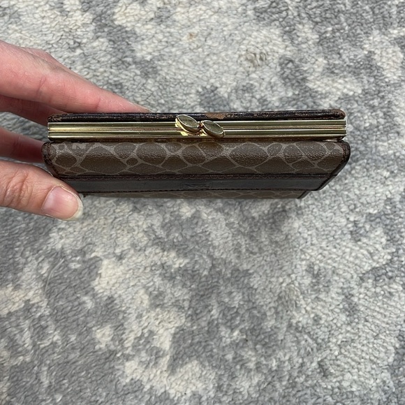 Nina Ricci Leather Compact Kisslock Wallet Classic Casual Everyday - Picture 4 of 17